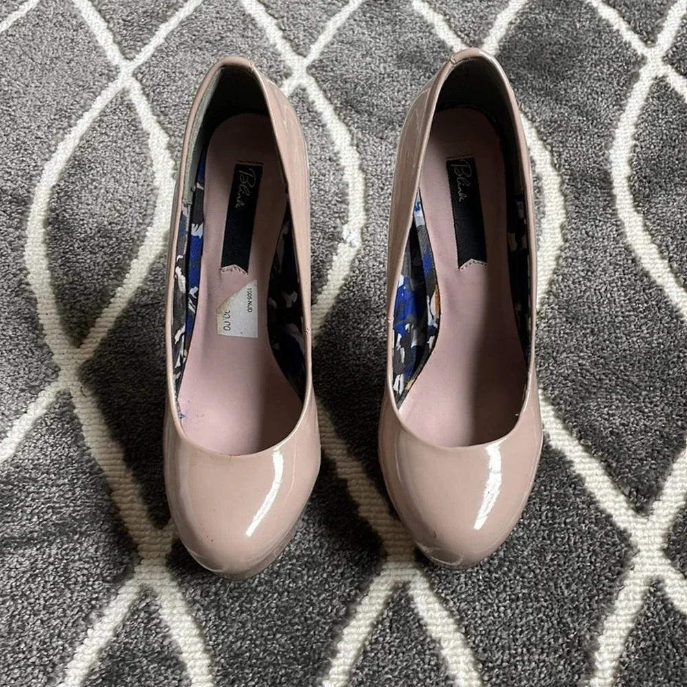 Blink Pumps Nude Size 37, US 7 - Picture 3 of 5